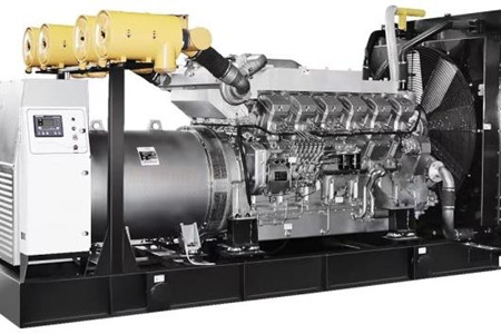 三菱發(fā)電機(jī)組油壓過(guò)低該如何處理?